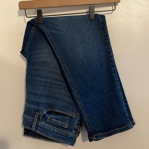 Banana Republic Girlfriend Jeans 30 / 10 Petite - Picture 8 of 10